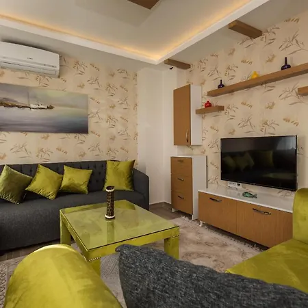 Liastar Short Term Rent Apartment